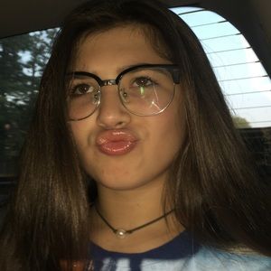 Meet your Posher, Kylie